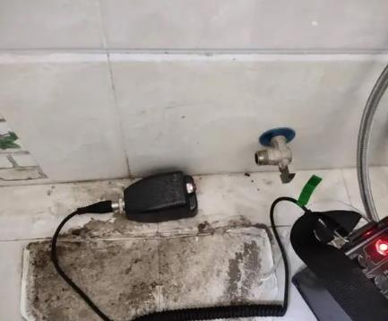 金塔屋顶漏水维修公司分享下卫生间漏水的危害及解决方法